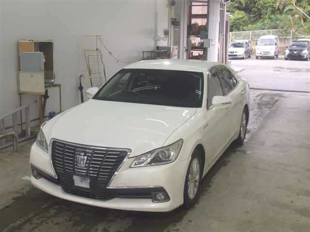 TOYOTA CROWN 2013