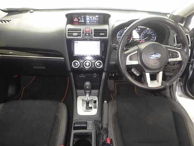 SUBARU XV 2016