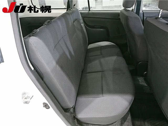 TOYOTA SUCCEED 2013
