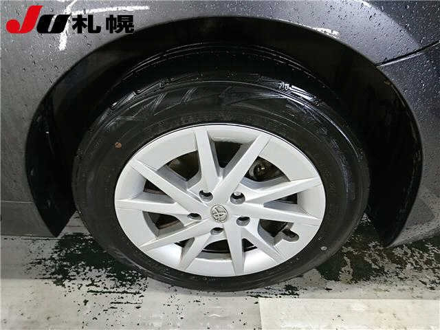 TOYOTA PRIUS ALPHA 2014