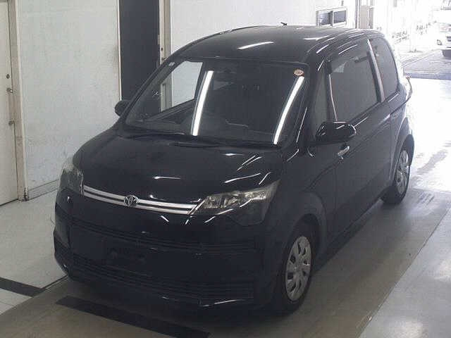 TOYOTA SPADE 2016