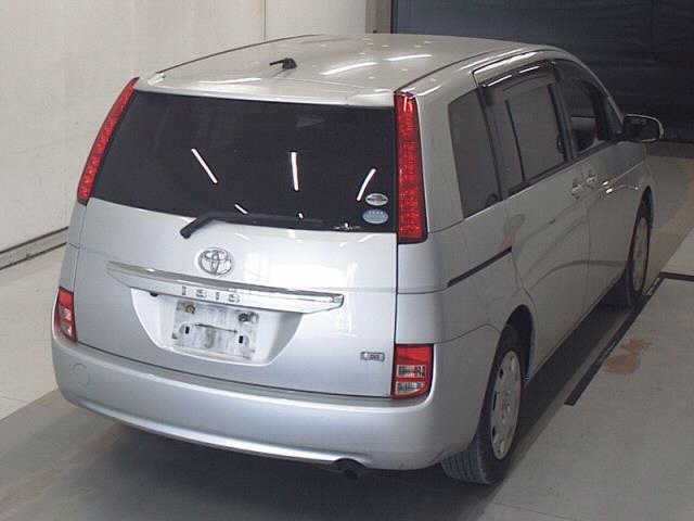 TOYOTA ISIS 2010