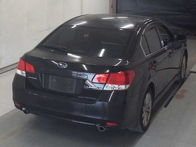 SUBARU LEGACY B4 2010