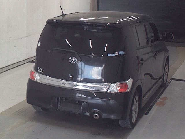 TOYOTA BB 2016