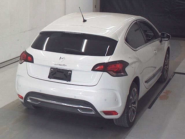 CITROEN DS4 2015