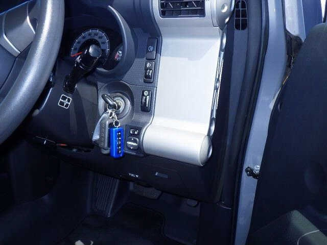 TOYOTA FJ CRUISER 2016