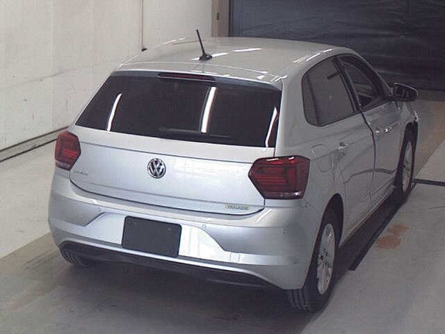 VOLKSWAGEN POLO 2021