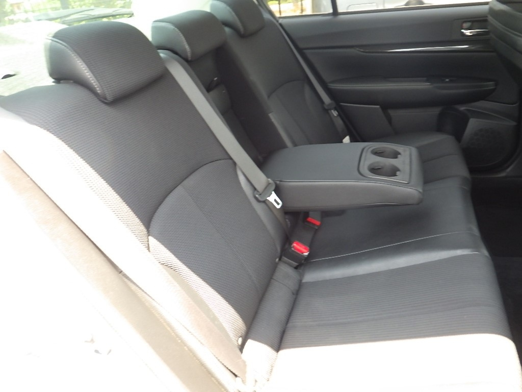 SUBARU LEGACY B4 2013