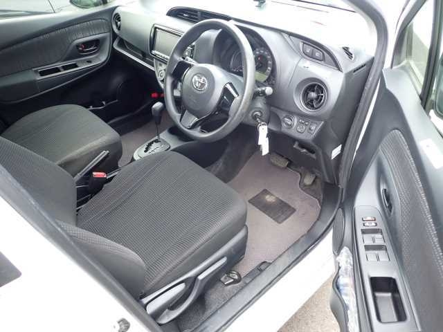 TOYOTA VITZ 2018