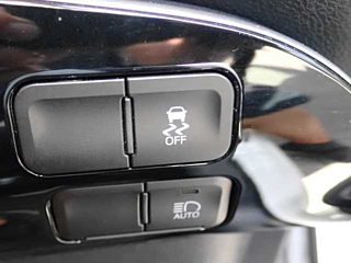 TOYOTA PRIUS 2019