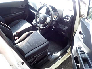 TOYOTA RACTIS 2013