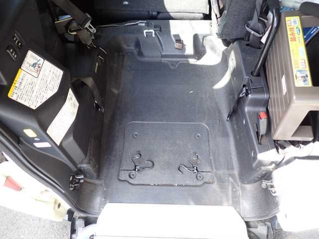 TOYOTA RACTIS 2013