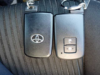 TOYOTA PRIUS ALPHA 2019