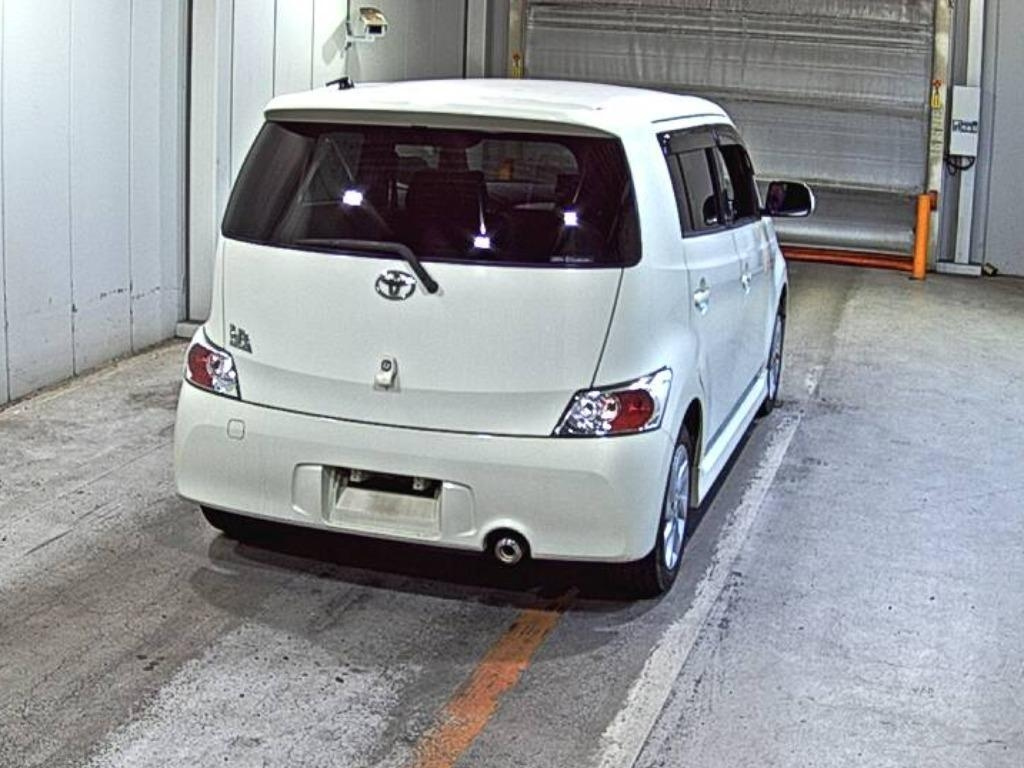 TOYOTA BB 2008
