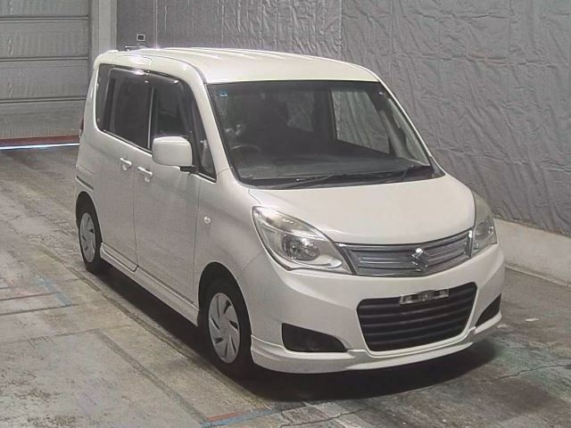 SUZUKI SOLIO 2015