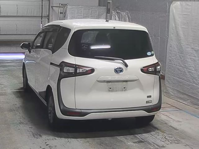 TOYOTA SIENTA 2018