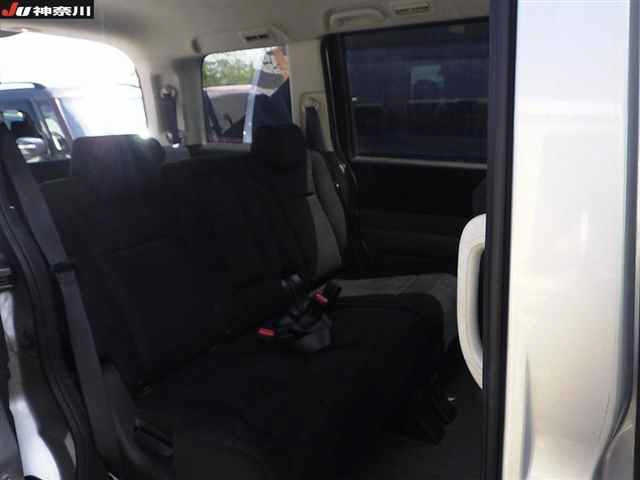 HONDA STEP WAGON 2009