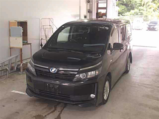 TOYOTA VOXY 2014