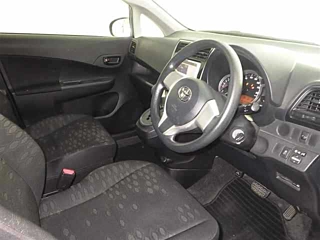 TOYOTA RACTIS 2014