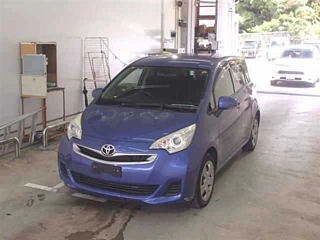 TOYOTA RACTIS 2014