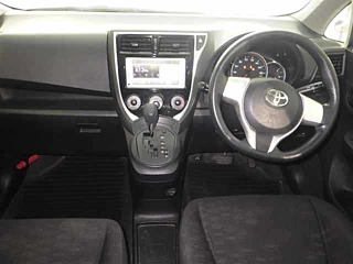 TOYOTA RACTIS 2014