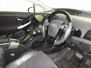 TOYOTA PRIUS 2014