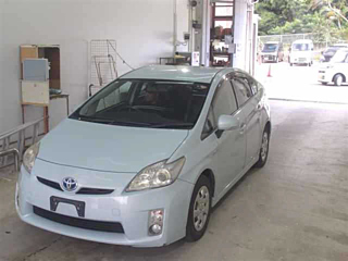 TOYOTA PRIUS 2011