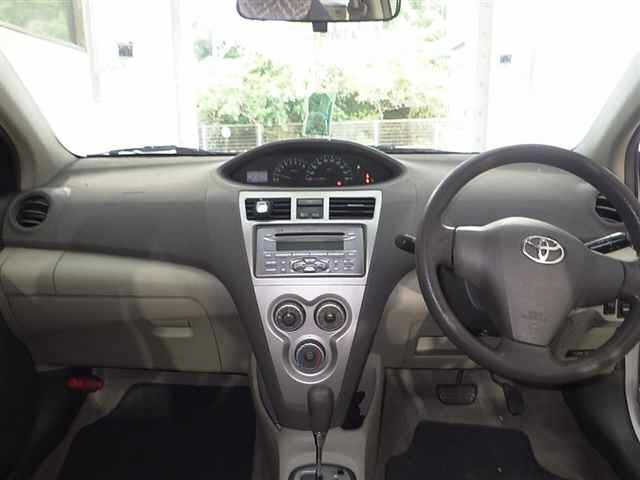 TOYOTA BELTA 2009