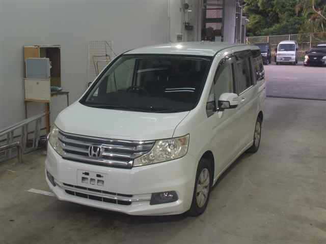 HONDA STEP WAGON 2012