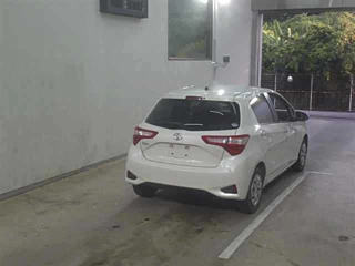 TOYOTA VITZ 2018