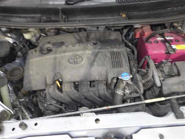 TOYOTA PORTE 2012