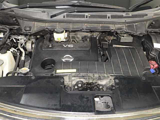 NISSAN ELGRAND 2010