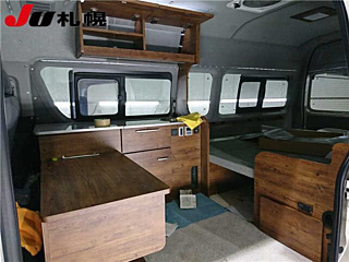 TOYOTA HIACE VAN 2024