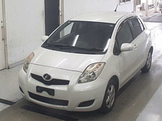 TOYOTA VITZ 2009