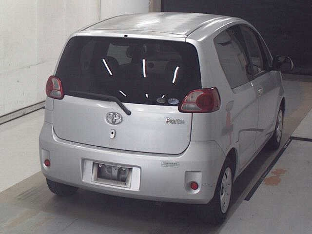 TOYOTA PORTE 2009