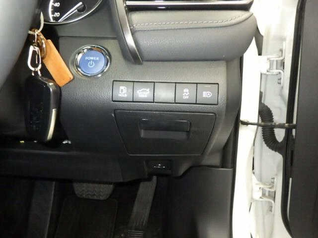 TOYOTA CAMRY 2023