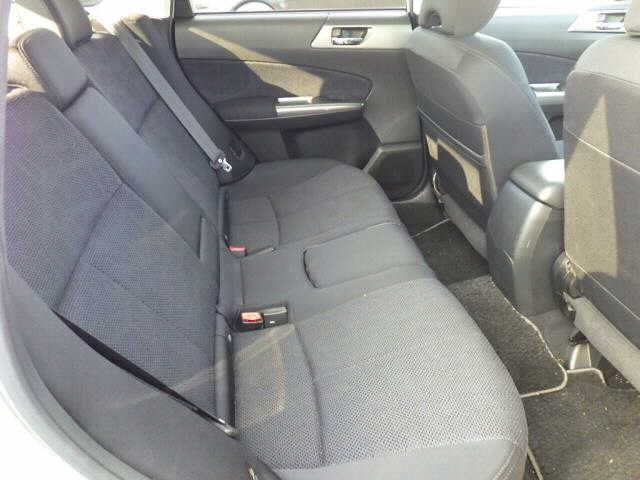 SUBARU FORESTER 2011