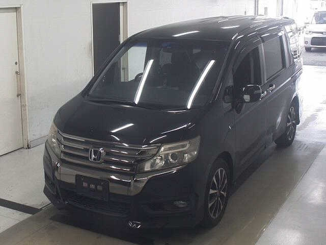 HONDA STEP WAGON 2014