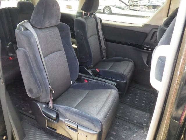 TOYOTA ALPHARD 2008