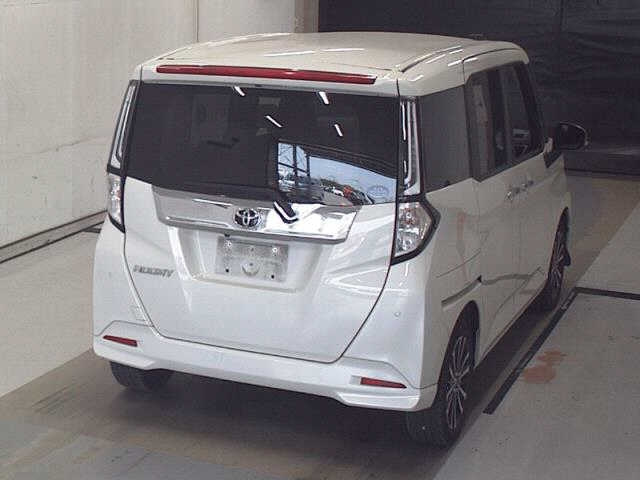 TOYOTA ROOMY 2021