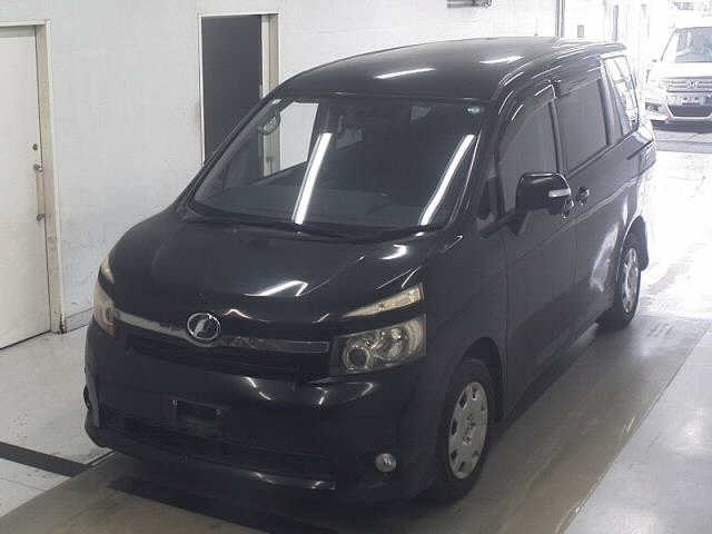 TOYOTA VOXY 2008