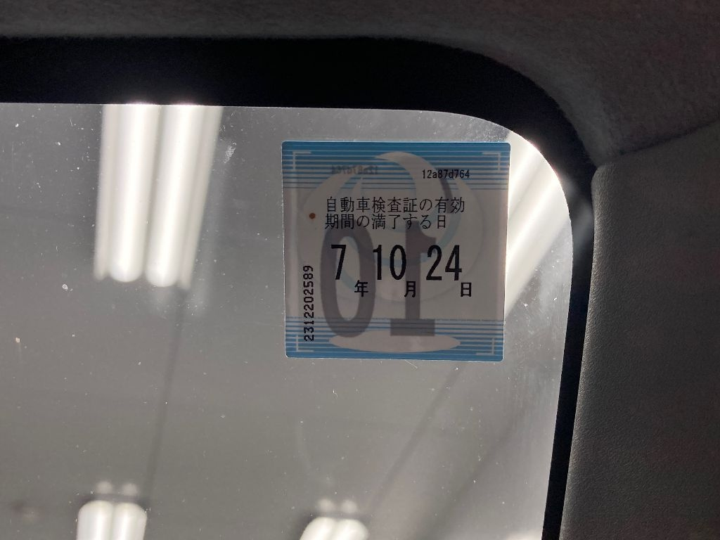 MITSUBISHI DELICA D2 2018