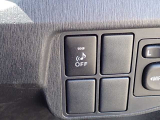 TOYOTA PRIUS 2012