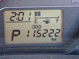 TOYOTA VITZ 2011
