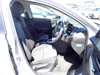 MAZDA DEMIO 2019