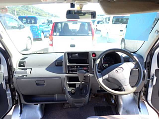 DAIHATSU HIJET VAN 2009