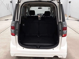 HONDA ZEST 2012