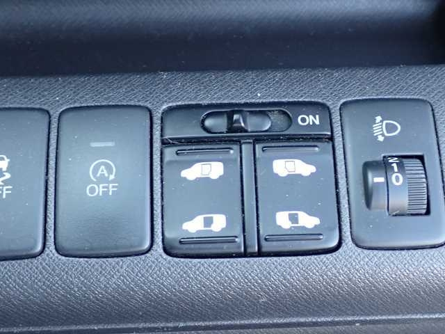 HONDA STEP WAGON 2013