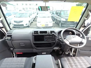 MAZDA BONGO VAN 2019