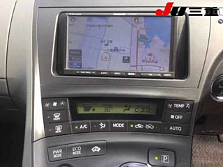TOYOTA PRIUS 2011